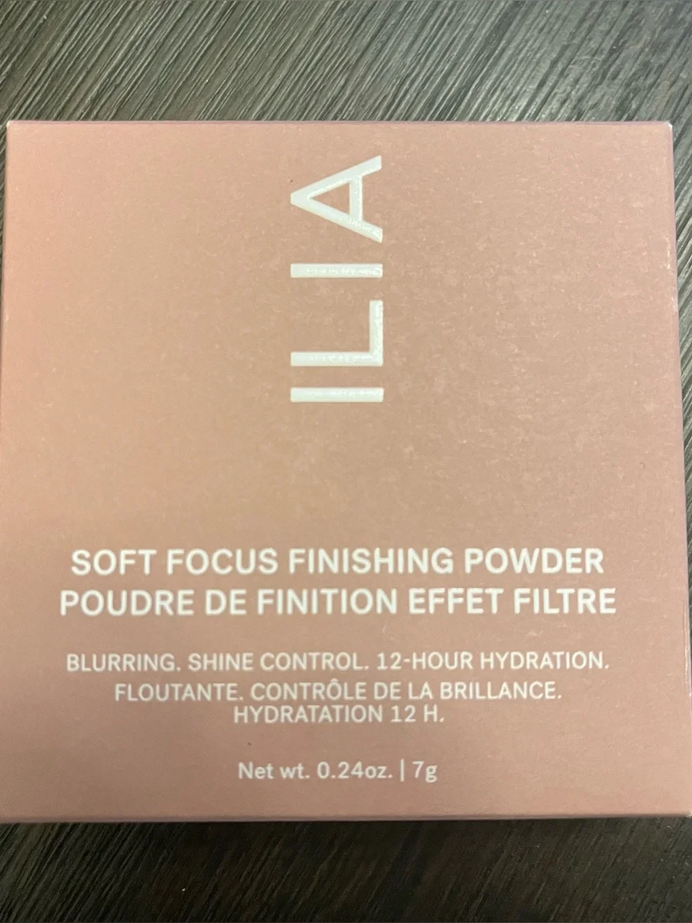 ILIA Soft Focus Finishing Powder — Medium Translucent Full Size